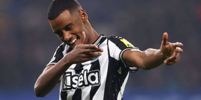 Tiền đạo Newcastle Alexander Isak là sát thủ số 1